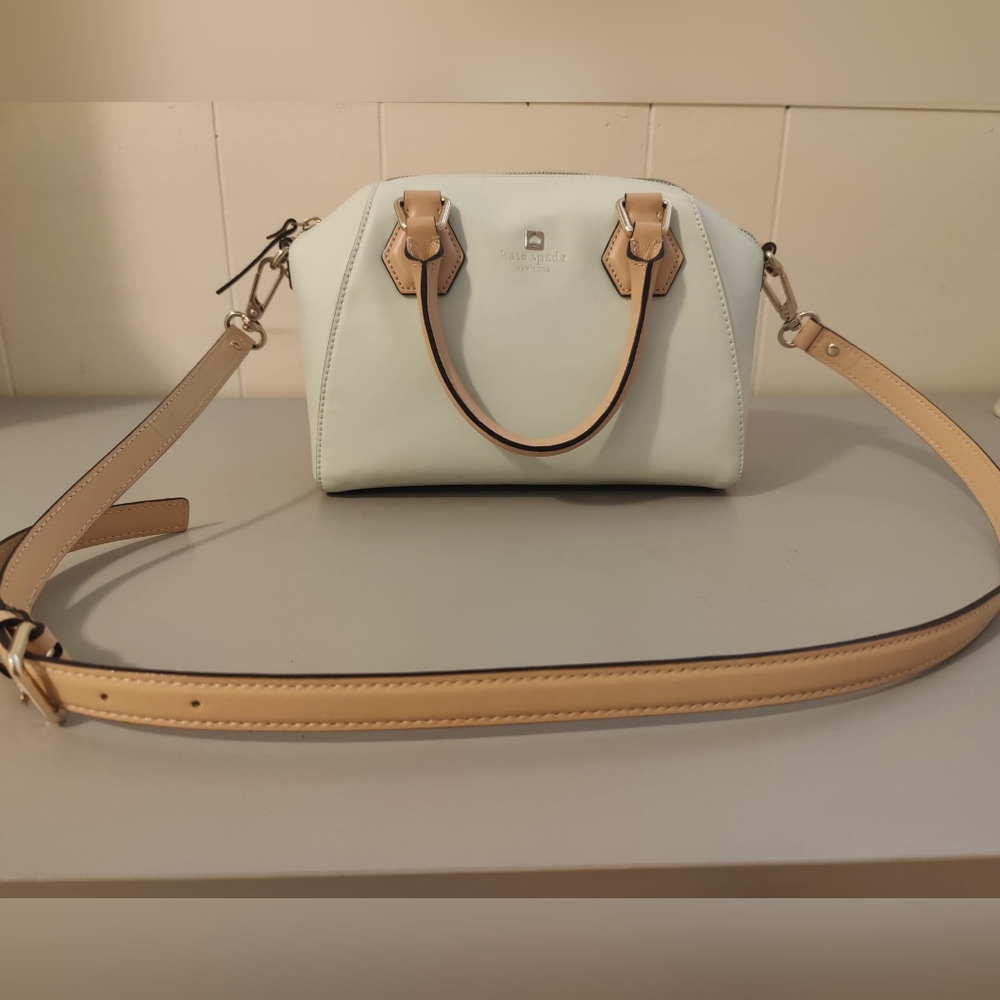 Vintage Kate Spade leather crossbody handbag mint green